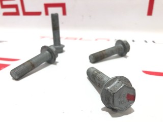 Болт ступицы, ориг. номер PT00031233C, Rivian R1T 2021-2024