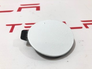 заглушка переднего бампера под крюк, ориг. номер 1564688-00-A, Tesla Model S 2-й рест 2021-2026