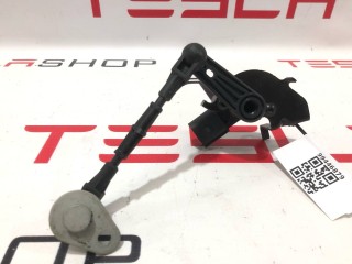Датчик уровня пневмоподвески, ориг. номер PT00058866, PT00039807, Rivian R1T 2021-2024