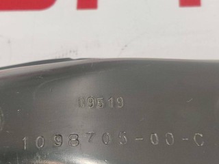 Направляющая сиденья, ориг. номер 1098705-00-C, Tesla Model 3 2017-2021
