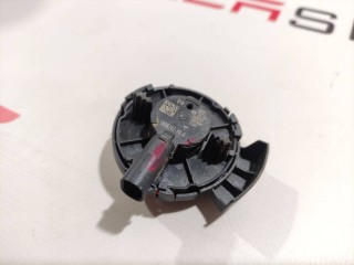 прочая запчасть, ориг. номер 1036762-00-A, Tesla Model Y 2020-2026