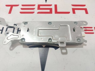 Радио FM/HD/XM, ориг. номер 1079749-00-D, Tesla Model 3 2017-2021