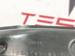 Направляющая сиденья, ориг. номер 1098705-00-C, Tesla Model 3 2017-2021