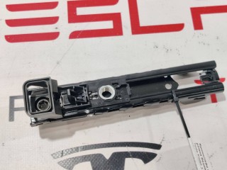 прочая запчасть, ориг. номер 1068130-01-A, Tesla Model 3 2017-2021