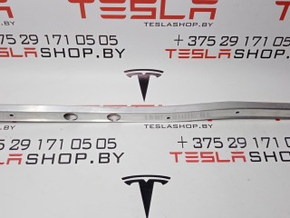 Планка держатель кронштейна АКБ, ориг. номер 1109808-00-C, 1109808-00-S, Tesla Model 3 2017-2021