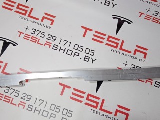 Планка держатель кронштейна АКБ, ориг. номер 1109808-00-C, 1109808-00-S, Tesla Model 3 2017-2021