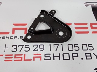 Пластина заднего подрамника, ориг. номер 1044573-00-B, Tesla Model 3 2017-2021