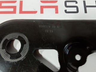 Пластина заднего подрамника, ориг. номер 1044576-00-B, Tesla Model 3 2017-2021