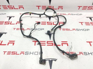 Электропроводка переднего подрамника, ориг. номер 1068769-01-D, Tesla Model 3 2017-2021