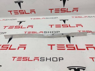 Планка держатель кронштейна АКБ, ориг. номер 1109808-00-C, Tesla Model 3 2017-2021