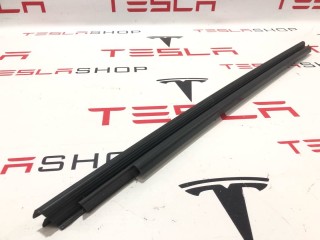 Уплотнитель стекла внутренний двери, ориг. номер 1613731-00-A, Tesla Model S 2-й рест 2021-2026