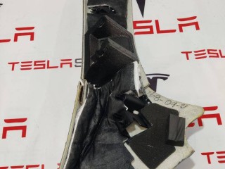 Накладка стойки С, ориг. номер 1587662-99-C, 1606513-11-C, Tesla Model S 2-й рест 2021-2026