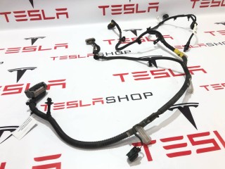 Электропроводка заднего подрамника, ориг. номер 1067968-01-E, Tesla Model 3 2017-2021