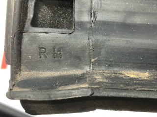 Уплотнитель порога, ориг. номер PT00002356, PT00002361, Rivian R1T 2021-2024