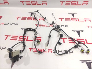 Электропроводка подкапотная, ориг. номер 1135152-60-A, P2032438-01-A, Tesla Model X 2015-2021