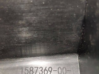 Кронштейн накладки, стойки В, ориг. номер 1587369-00-B, 1565765-01-D, 1610830-00-B, Tesla Model S 2-й рест 2021-2026