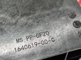 Кронштейн внутренний стойки C, ориг. номер 1640619-00-B, Tesla Model S 2-й рест 2021-2026