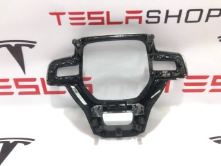 Корпус декоративный подушки безопасности водителя, ориг. номер PT00000910-L, PT00000913-G1, 651210000A, Rivian R1T 2021-2024