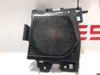 Накладка динамика (сетка), ориг. номер PT00030513, PT00013380, Rivian R1T 2021-2024