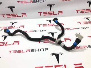 Шланги охлаждающей жидкости, ориг. номер 1585717-00-D, Tesla Model S 2-й рест 2021-2026