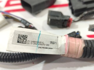 Фишка (разъем) электропроводка подкапотная, ориг. номер 1004422-01, 2486408-60-C, Tesla Model S 2-й рест 2021-2026