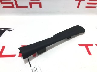 Накладка стойки А, (средняя высота), ориг. номер 1566076-00-B, Tesla Model S 2-й рест 2021-2026