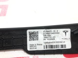 Накладка стойки А, (средняя высота), ориг. номер 1566076-00-B, Tesla Model S 2-й рест 2021-2026