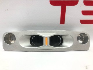 Петля (фиксатор) багажа, ориг. номер PT00038369-B, Rivian R1T 2021-2024