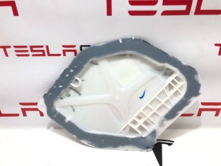 Накладка внутренняя двери, ориг. номер PT00049244-D, Rivian R1T 2021-2024