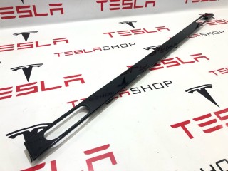 Панель наружная декоративная крыши, ориг. номер PT00045697-C, PT00308171, Rivian R1T 2021-2024