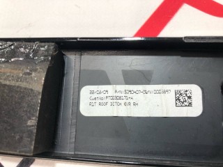 Панель наружная декоративная крыши, ориг. номер PT00045697-C, PT00308171, Rivian R1T 2021-2024