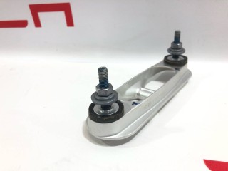 Петля (фиксатор) багажа, ориг. номер PT00000366-F, Rivian R1T 2021-2024