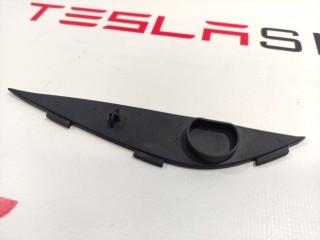 Заглушка болта дверной карты (резиновая), ориг. номер 1035782-00-A, Tesla Model X 2015-2021