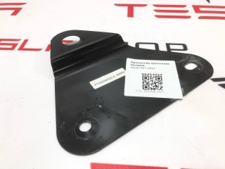 Кронштейн крепления батареи, ориг. номер PT00294329-A, Rivian R1T 2021-2024