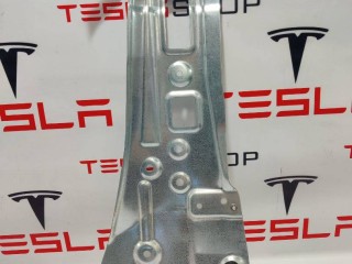 Кронштейн багажника боковой, ориг. номер 1051361-S0-D, 1086805-00-A, Tesla Model X 2015-2021