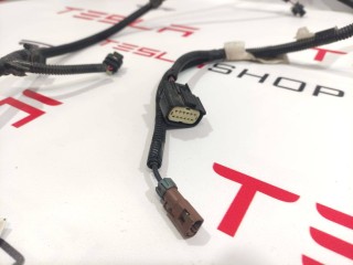 Электропроводка бампера, ориг. номер 1032435-00-G, 1063323-00-C, Tesla Model X 2015-2021