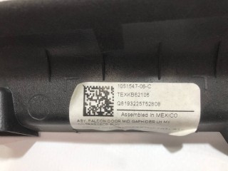 прочая запчасть, ориг. номер 1051547-06-C, 1053673-00-A, Tesla Model X  [рестайлинг] 2021-2026