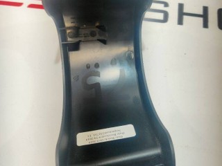 Накладка петли подъемной задней двери, ориг. номер 1047075-00-B, Tesla Model X 2015-2021