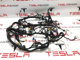 Электропроводка центральной панели, ориг. номер 1047278, 5082436, 74357404, Tesla Model X 2015-2021