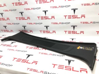 Подкапотный пластик бокса, ориг. номер PT00003230-E, PT00015362-B, RL00000044-G, Rivian R1T 2021-2024