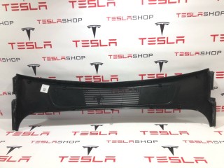 Подкапотный пластик бокса, ориг. номер PT00003230-E, PT00015362-B, RL00000044-G, Rivian R1T 2021-2024