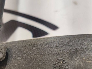 Уплотнитель стойки B наружной, ориг. номер 1032152-00-C, Tesla Model X 2015-2021