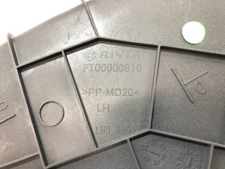 Накладка боковая торпеды, ориг. номер PT00000816, Rivian R1T 2021-2024
