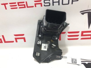 прочая запчасть, ориг. номер 6007629-00-C, 1096878-00-B, 1061732-00-B, Tesla Model X 2015-2021