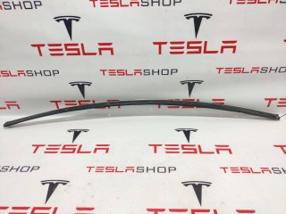 Кронштейн молдинга боковой, ориг. номер 1032124-50-F, Tesla Model X 2015-2021