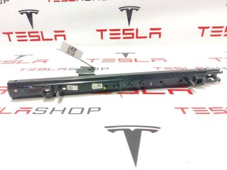 Салазка переднего сиденья левая, ориг. номер 1101682-99-B, Tesla Model 3 2017-2021