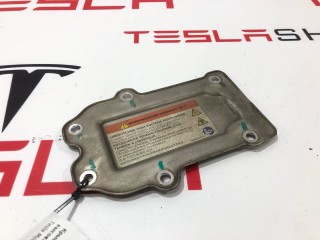 Крышка пиропатрона основной батареи, ориг. номер 1065733-00-A, Tesla Model S 2016-2021