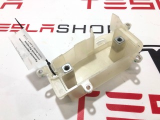 прочая запчасть, ориг. номер 1055495-00-B, Tesla Model X 2015-2021