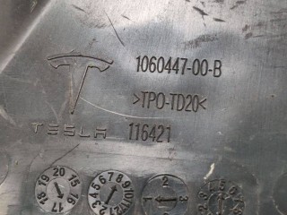 Перегородка водосборника, ориг. номер 1060447-00-B, Tesla Model X 2015-2021