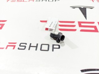 Датчик удара, стойки B/C, ориг. номер 1036761-00-A, Tesla Model 3 2017-2021